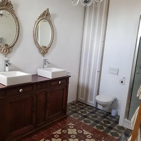 דירה La Petite Maison בוזיג