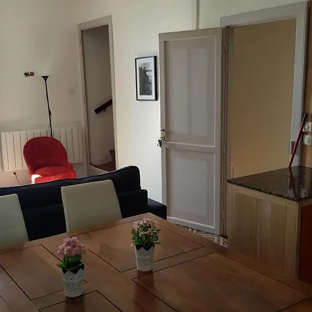 La Petite Maison דירה *